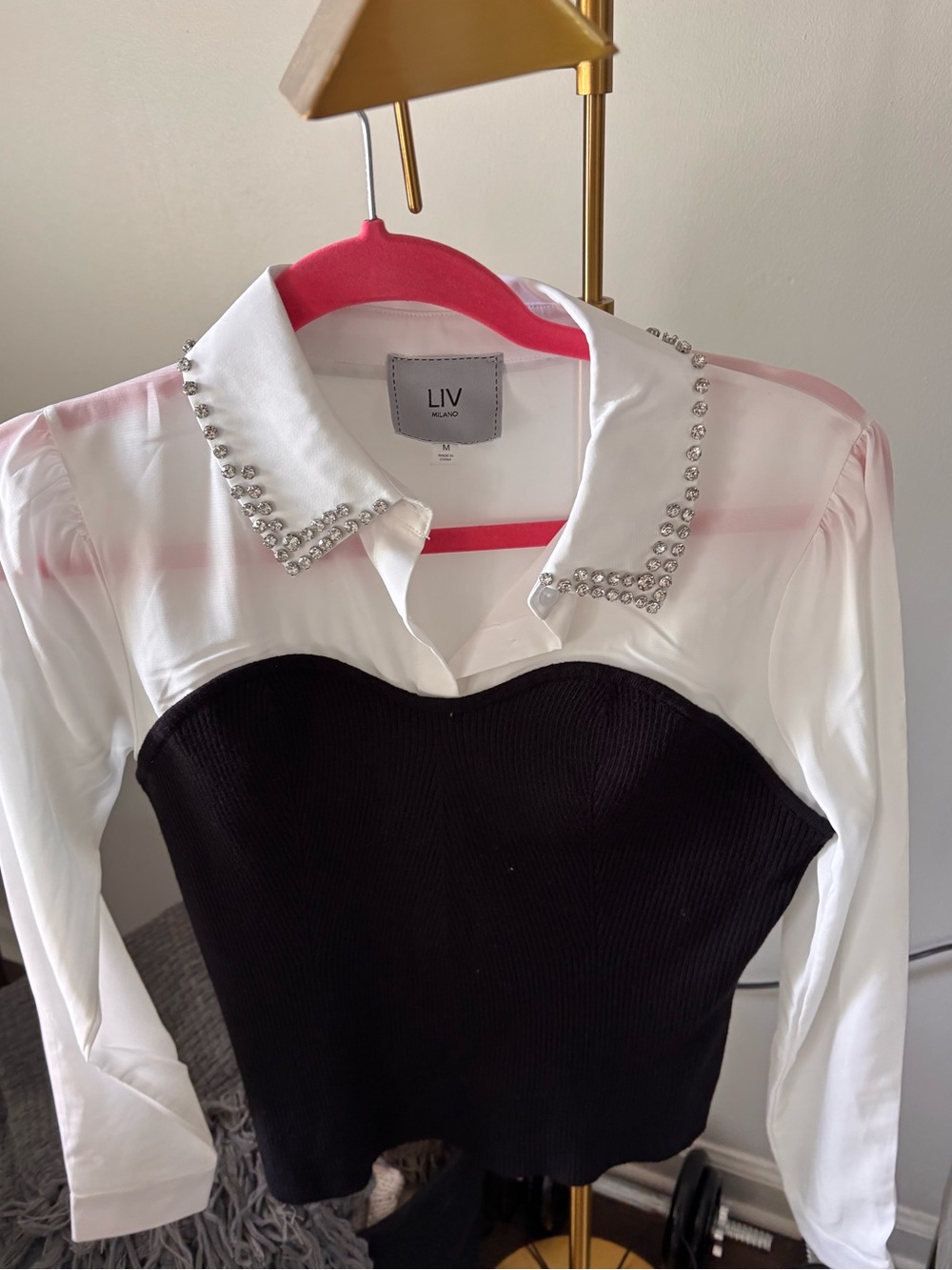 LIV sweater dress shirt top New, M
